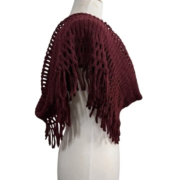 Teal Knitted Fringe Shawl - Picture 7 of 10